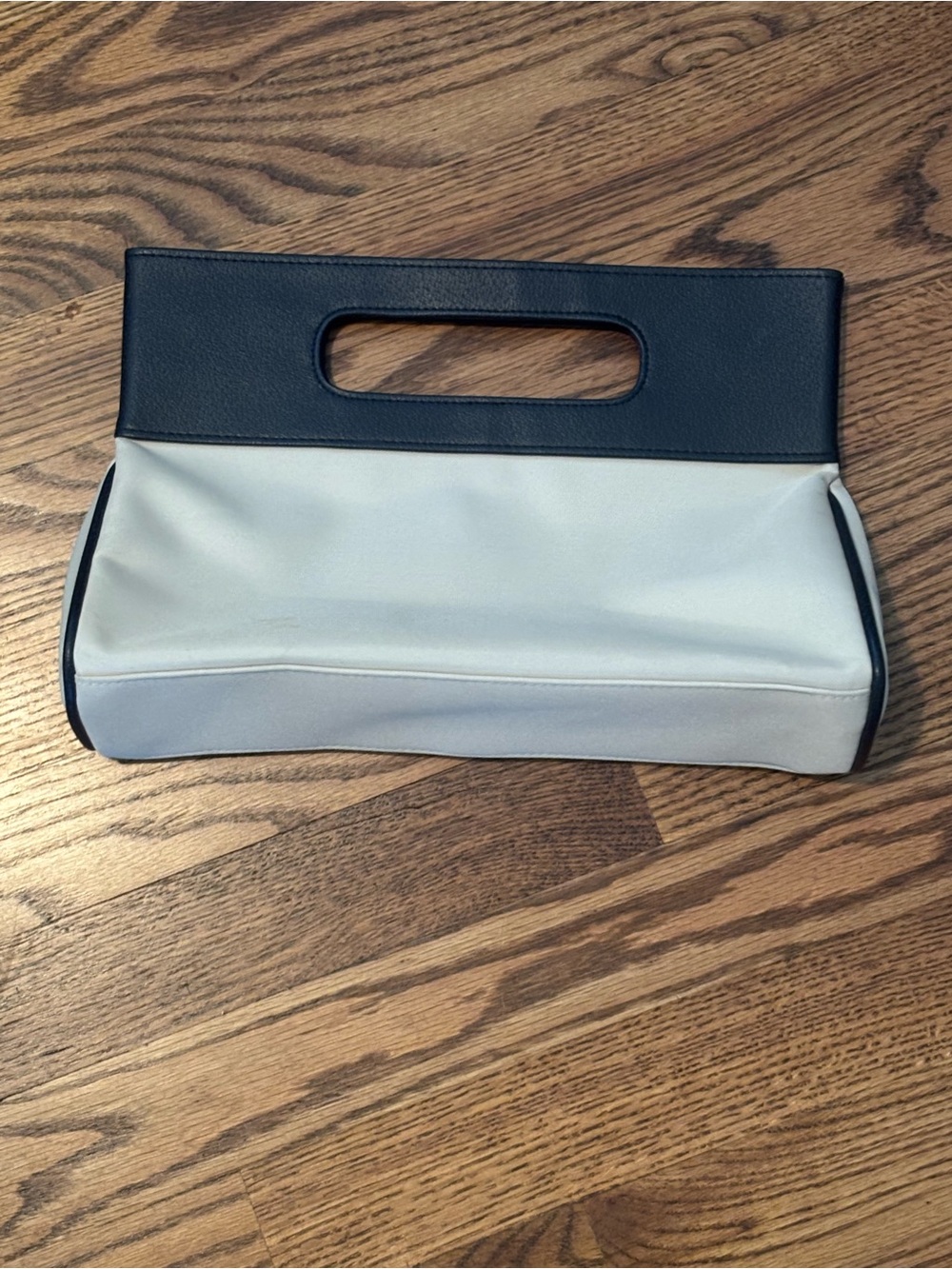 Estée Lauder Clutch Ivory and Navy Blue Nylon and Vegan Leather Cosmetic Case